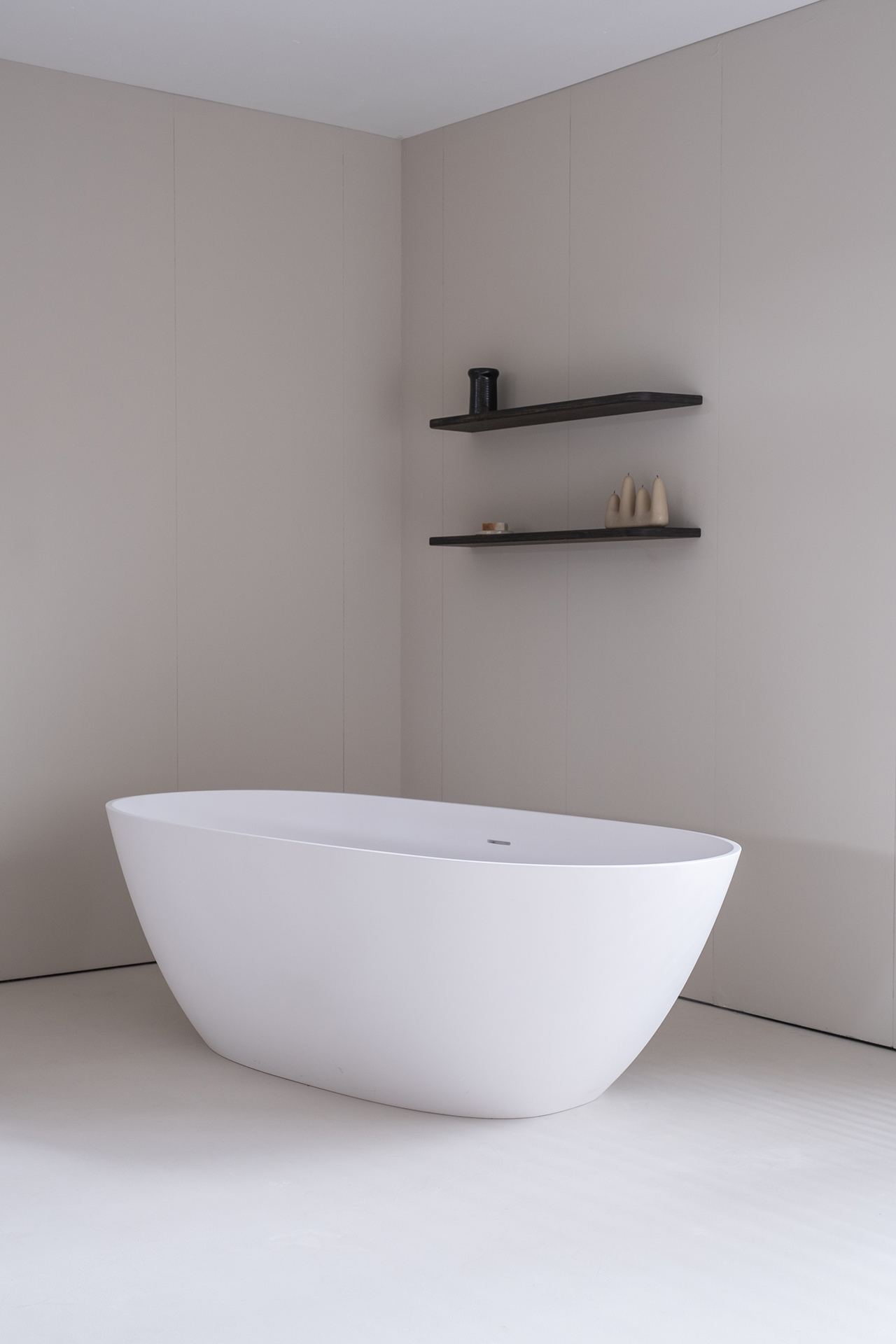 Muse bath | Not Only White